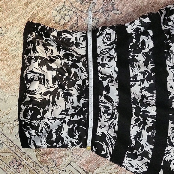 White House Black Market Strapless Lined Floral Lace Accent Wedding Prom Sz 10 - Picture 12 of 14